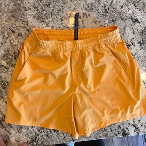 Lululemon 5” linerless Pacebreaker short